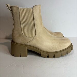 Women’s Chelsea ankle boots